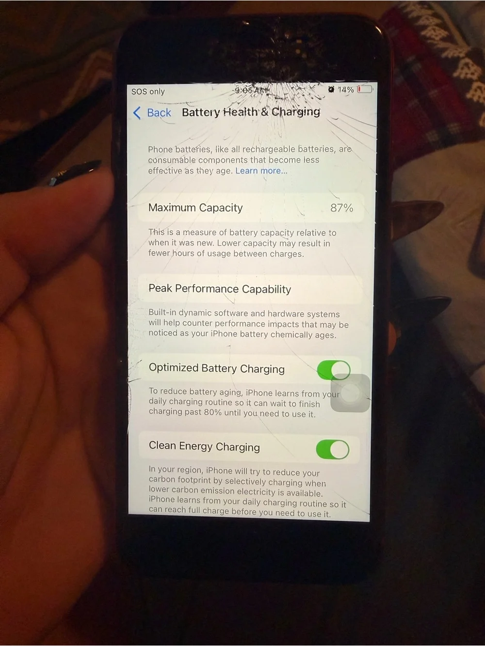 Apple iPhone SE 2 2020 -Cracked Screen